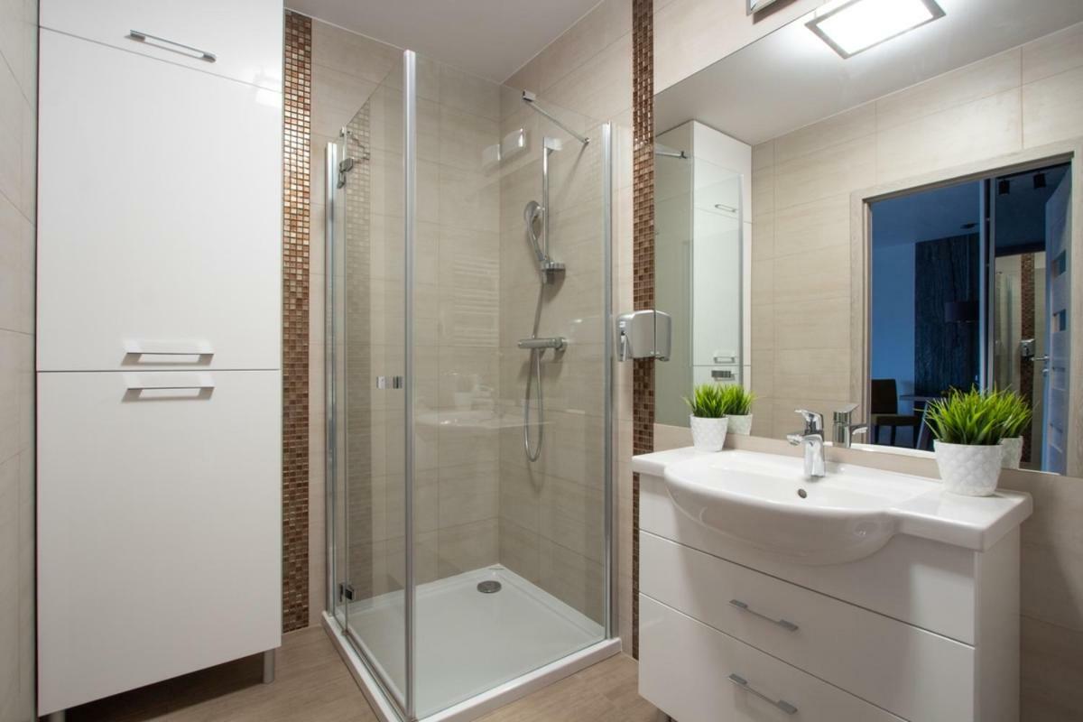 Apartament W Rezydencji Solna Kołobrzeg Buitenkant foto